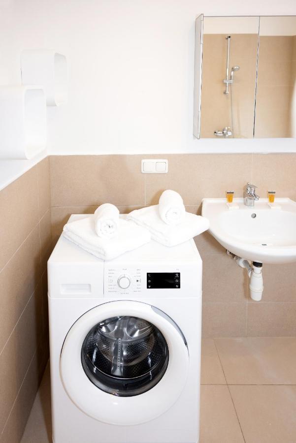Premium 80 M2 Apartment - Free Parking Wiedeń Zewnętrze zdjęcie